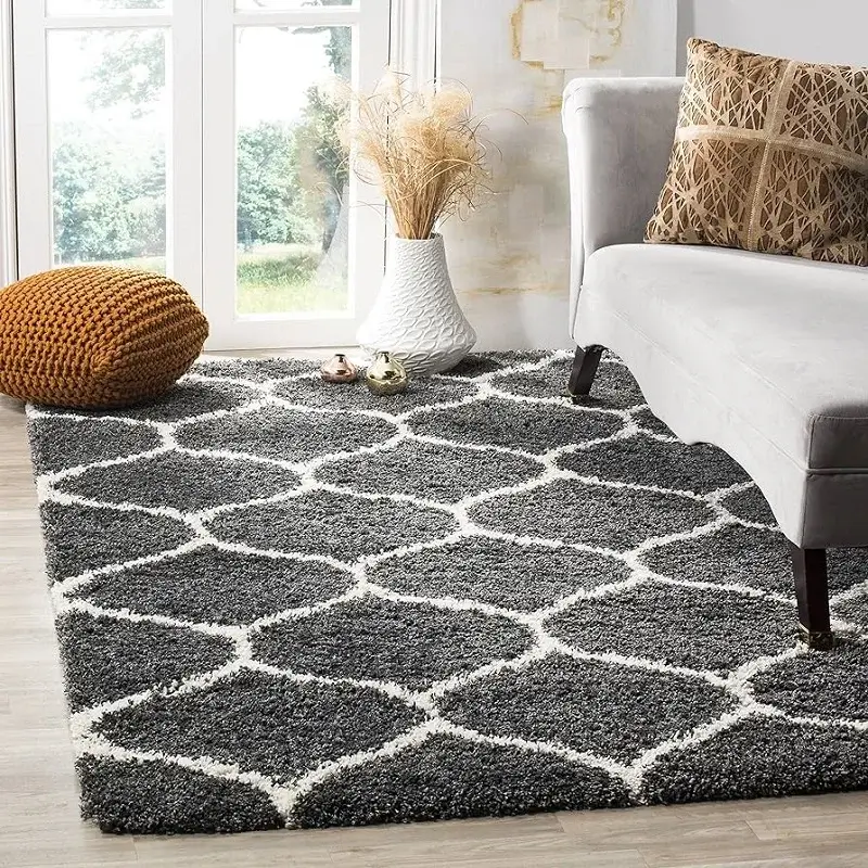 MODERN RUGS